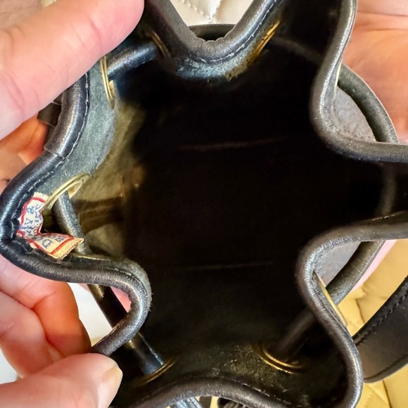 Black Leather Dooney & Bourke Bucket Bag - Picture 5 of 5